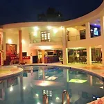 United 21 Emerald Goa