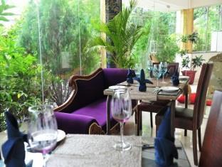Hotel United 21 Emerald Goa Varca